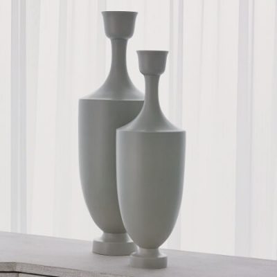 Porthos Vase (Matte Celadon)